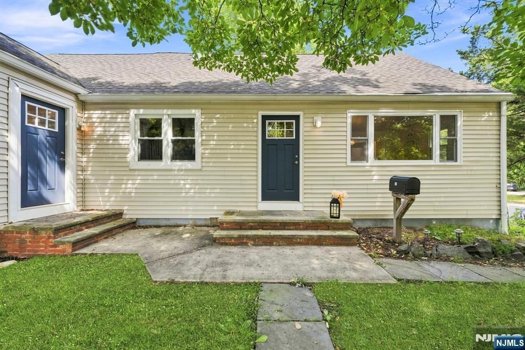 Eagle Rock Ave, Roseland, NJ 07068
