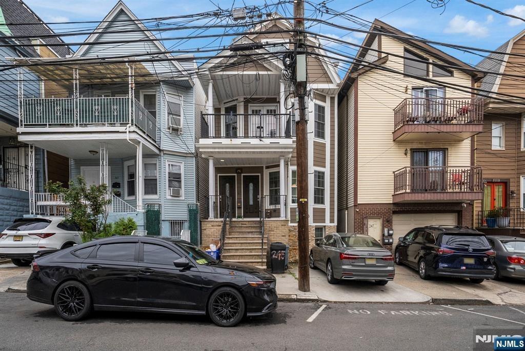 Jewett Ave, Jersey City, NJ 07304