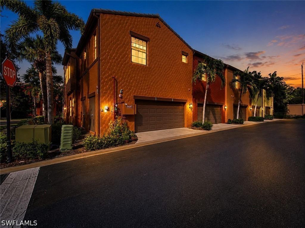 Capistrano St S, Naples, FL 34113