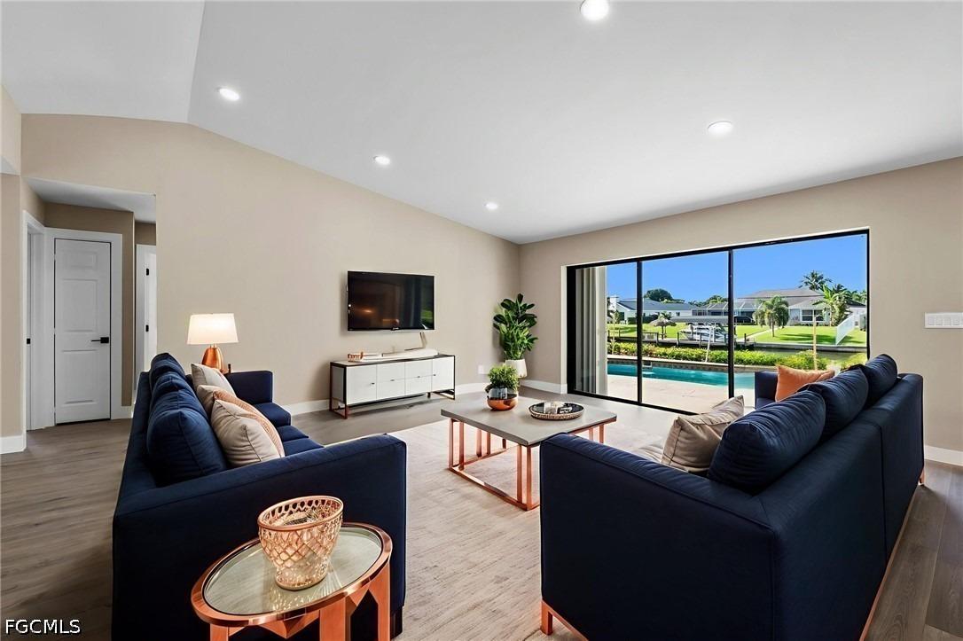 Se 16th Ter, Cape Coral, FL 33990