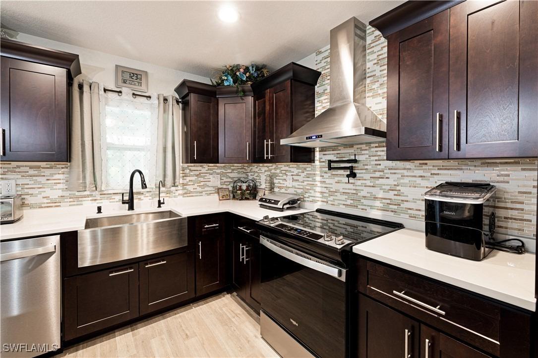 Shirley Ave, Port Charlotte, FL 33948