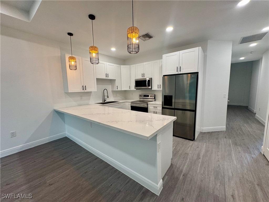 Dumont Dr, Fort Myers, FL 33967