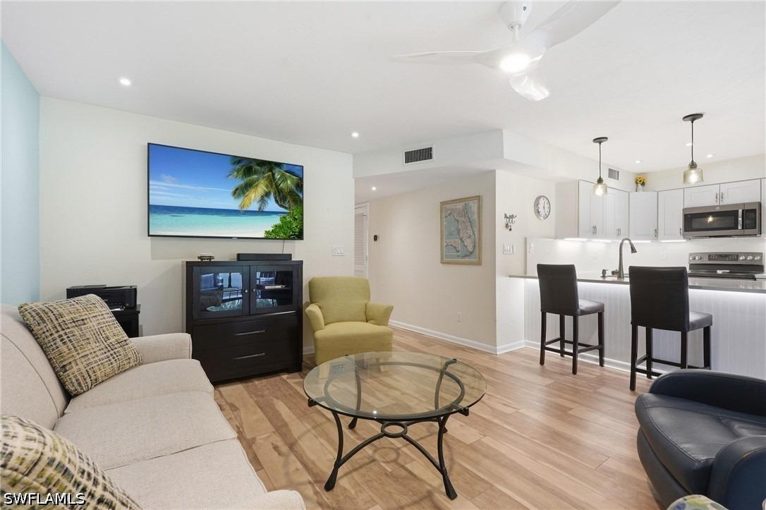 Forest Lakes Blvd, Naples, FL 34105