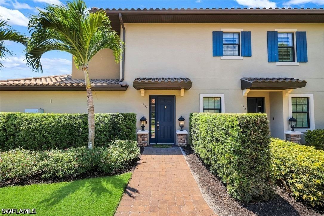 Montelanico Loop, Naples, FL 34119