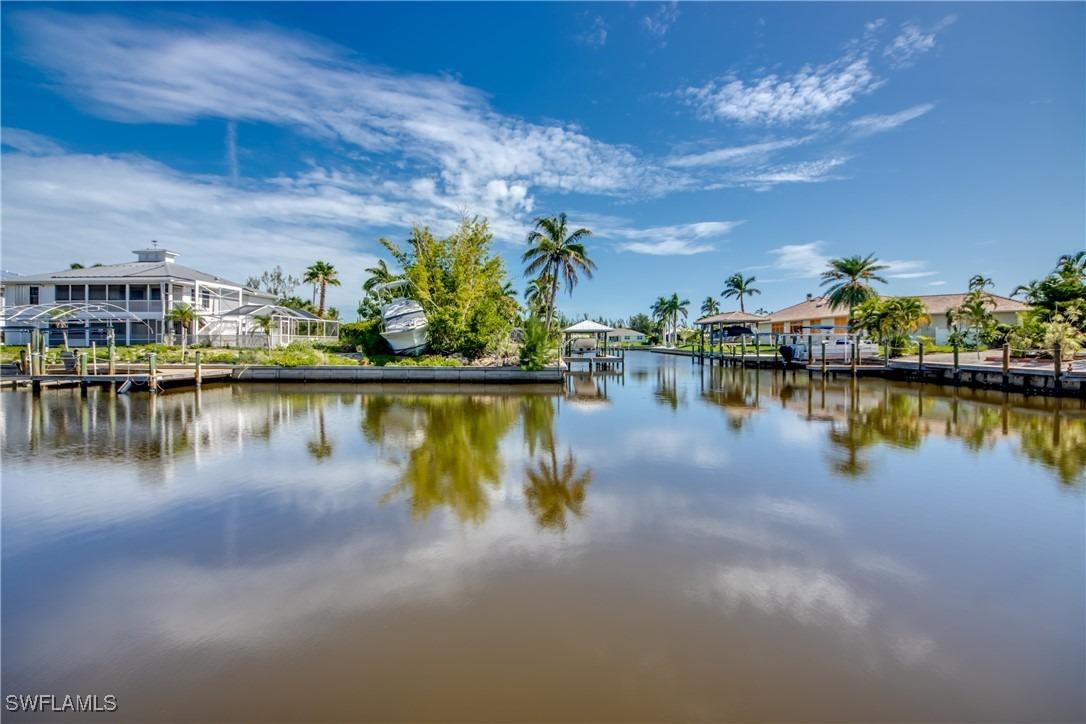 Pinetree Dr, Saint James City, FL 33956