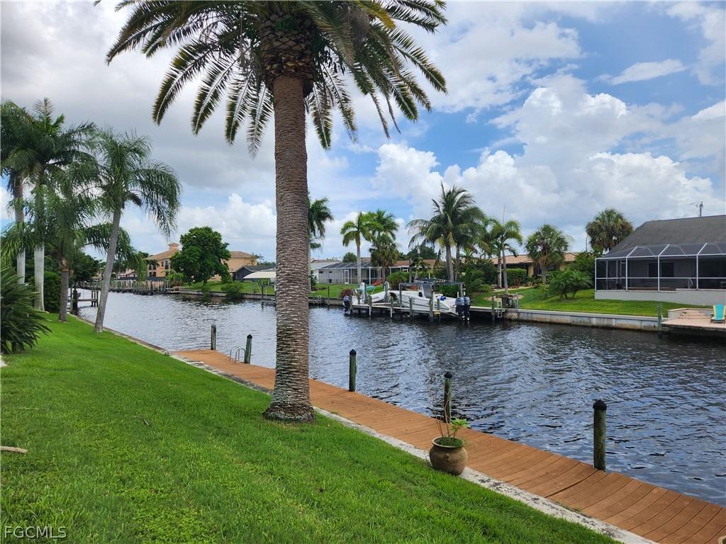 Se 40th St, Cape Coral, FL 33904