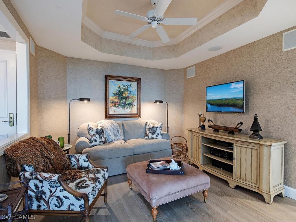 Bay Colony Dr, Naples, FL 34108