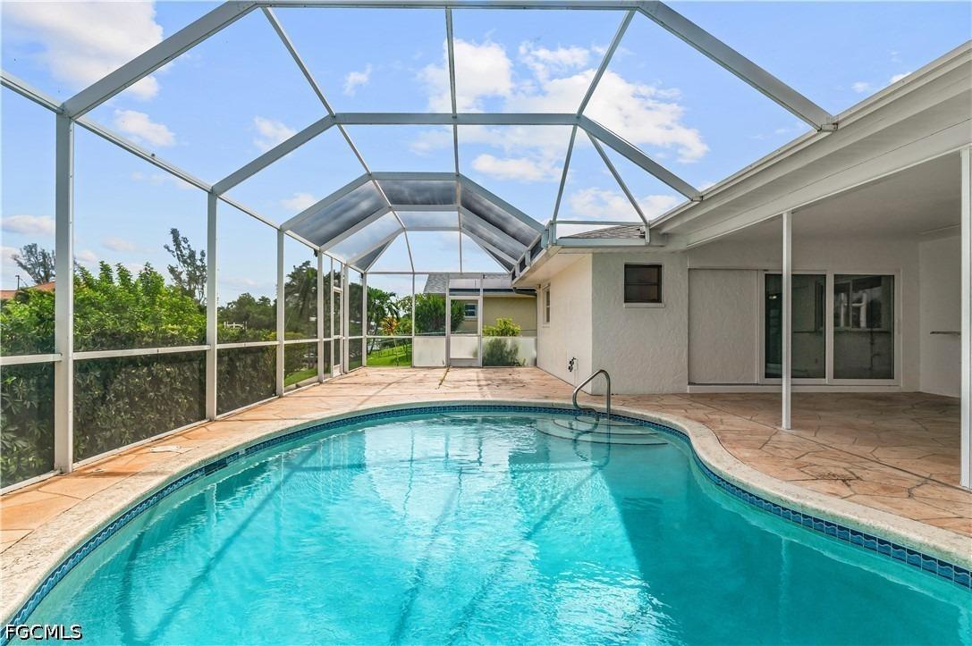 Se 33rd Ter, Cape Coral, FL 33904