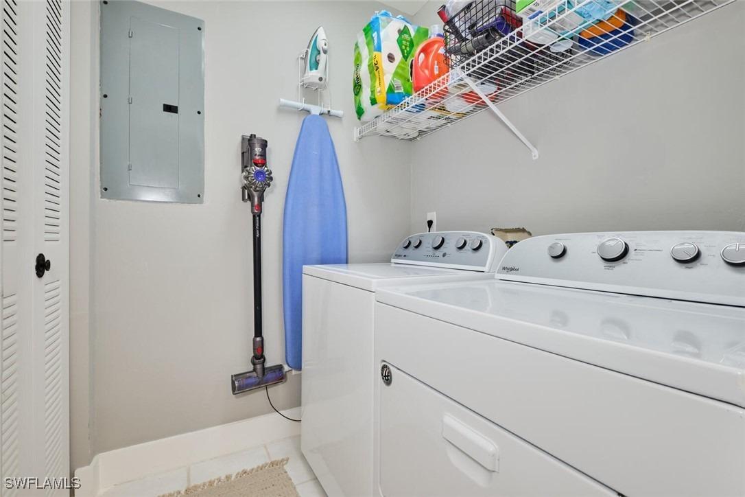 Southmont Cv, Fort Myers, FL 33908