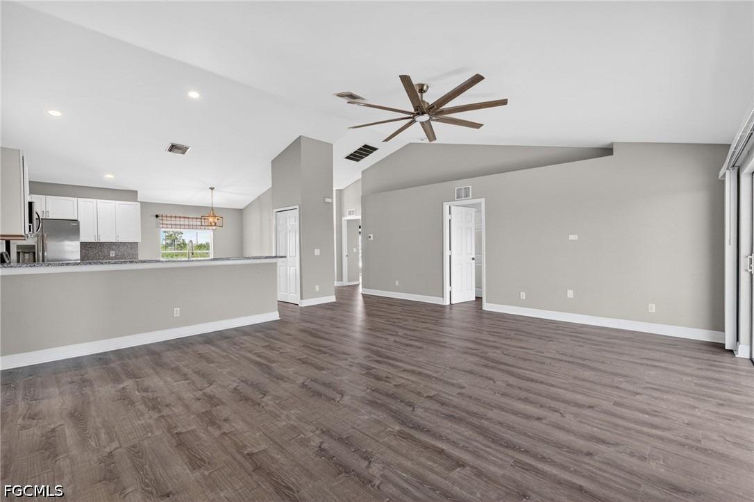 Ne 25th Ter, Cape Coral, FL 33909