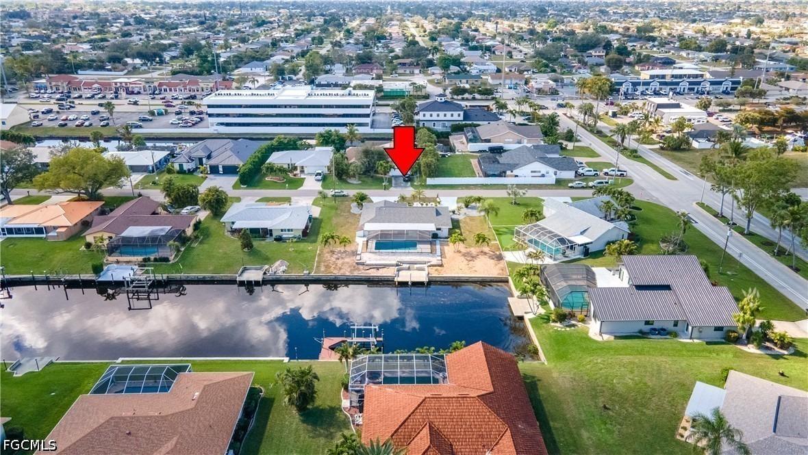 Se 16th Pl, Cape Coral, FL 33904