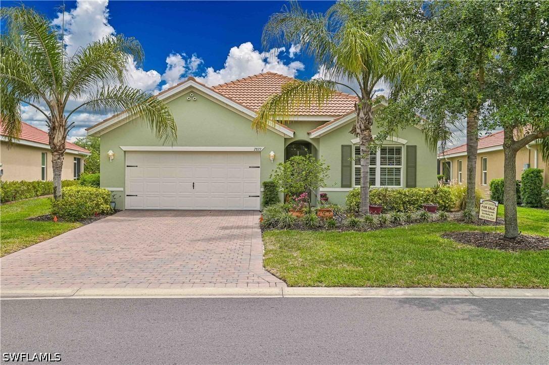 Apple Blossom Dr, Alva, FL 33920