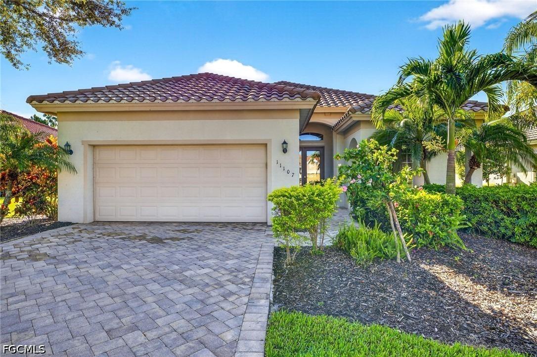 Laughton Cir, Fort Myers, FL 33913