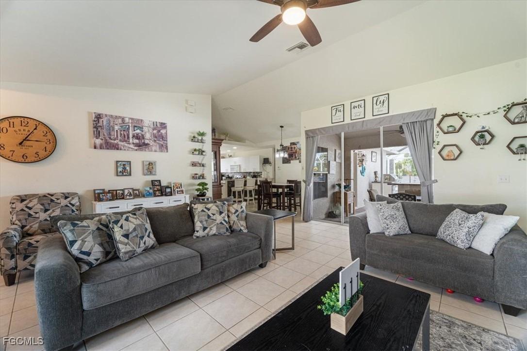 Alvin Ave, Lehigh Acres, FL 33971
