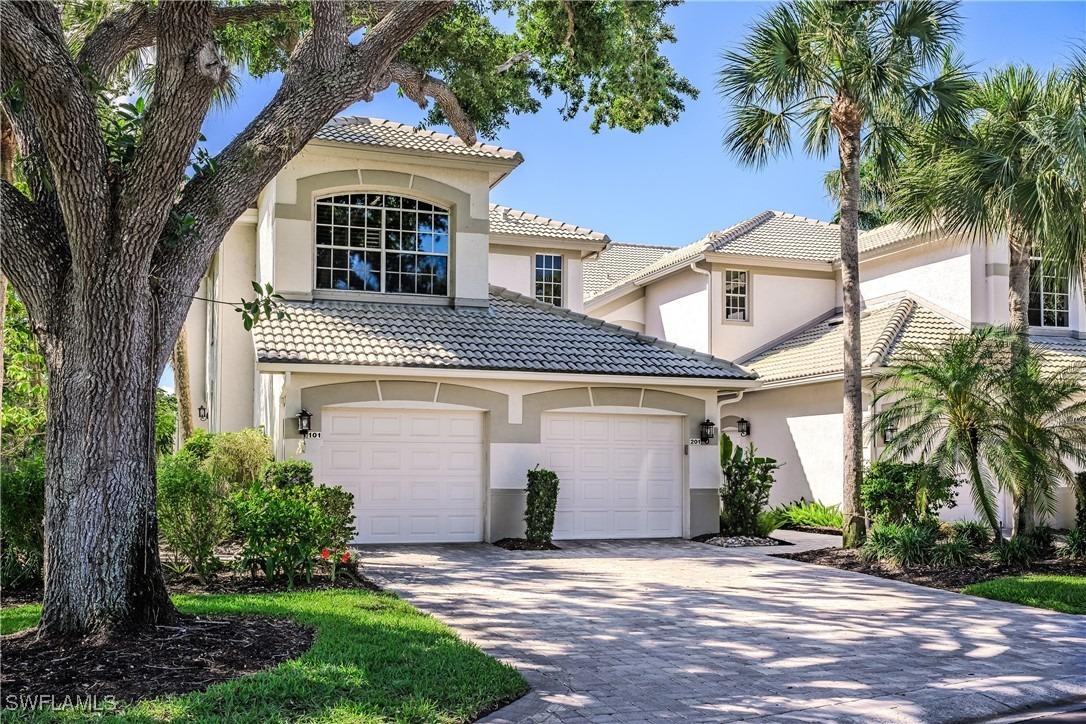 Lake Harbor Ct, Bonita Springs, FL 34134