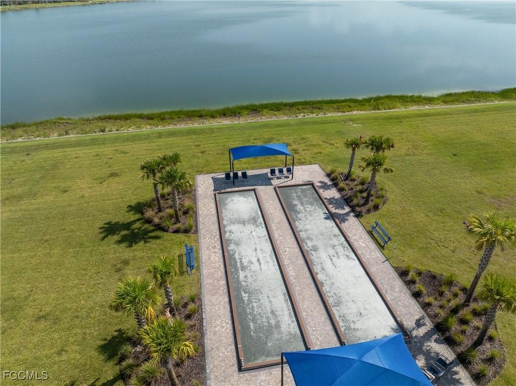 Aqua Shore Dr, Fort Myers, FL 33913