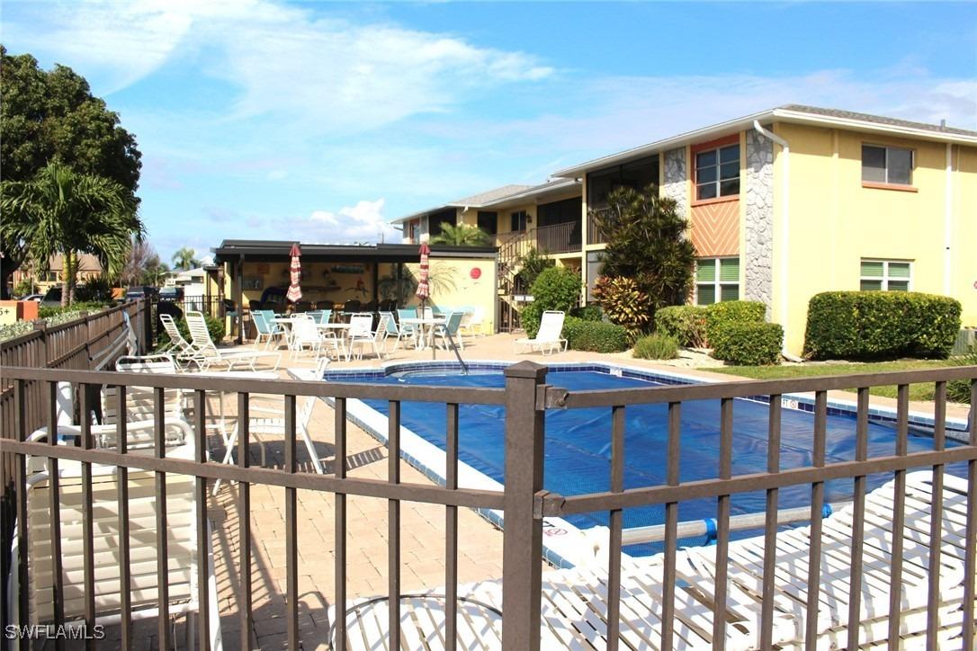 Se 19th Ave, Cape Coral, FL 33904
