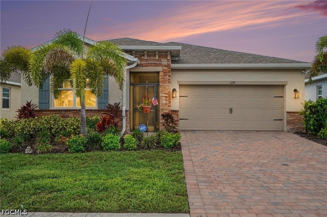 Parkshore Lake Ave, Cape Coral, FL 33993