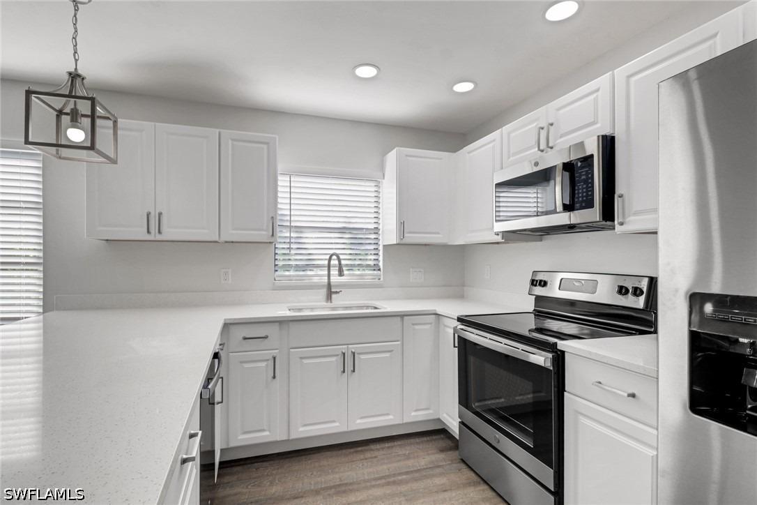 108th Ave N, Naples, FL 34108