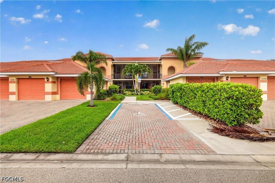 Julias Way, Fort Myers, FL 33919