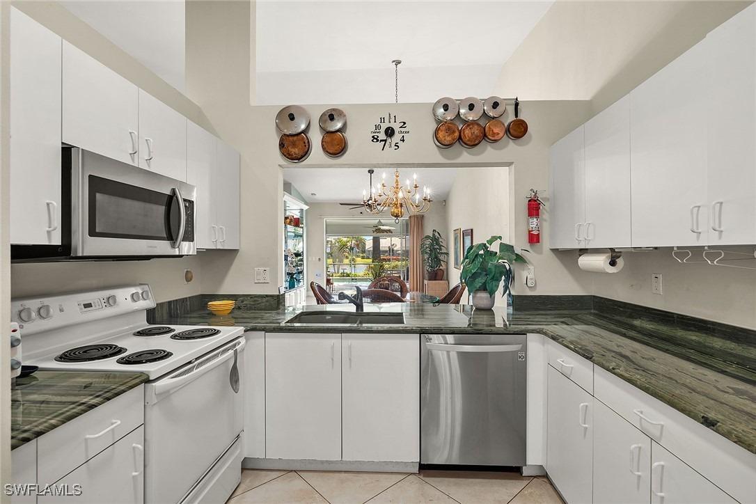 Captn Kate Ct, Naples, FL 34110