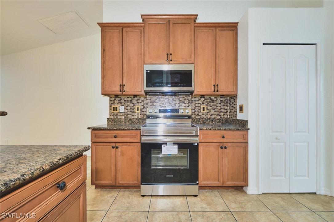 Nw 47th Ln, Cape Coral, FL 33993