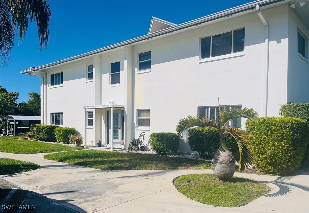 Tudor Dr, Cape Coral, FL 33904