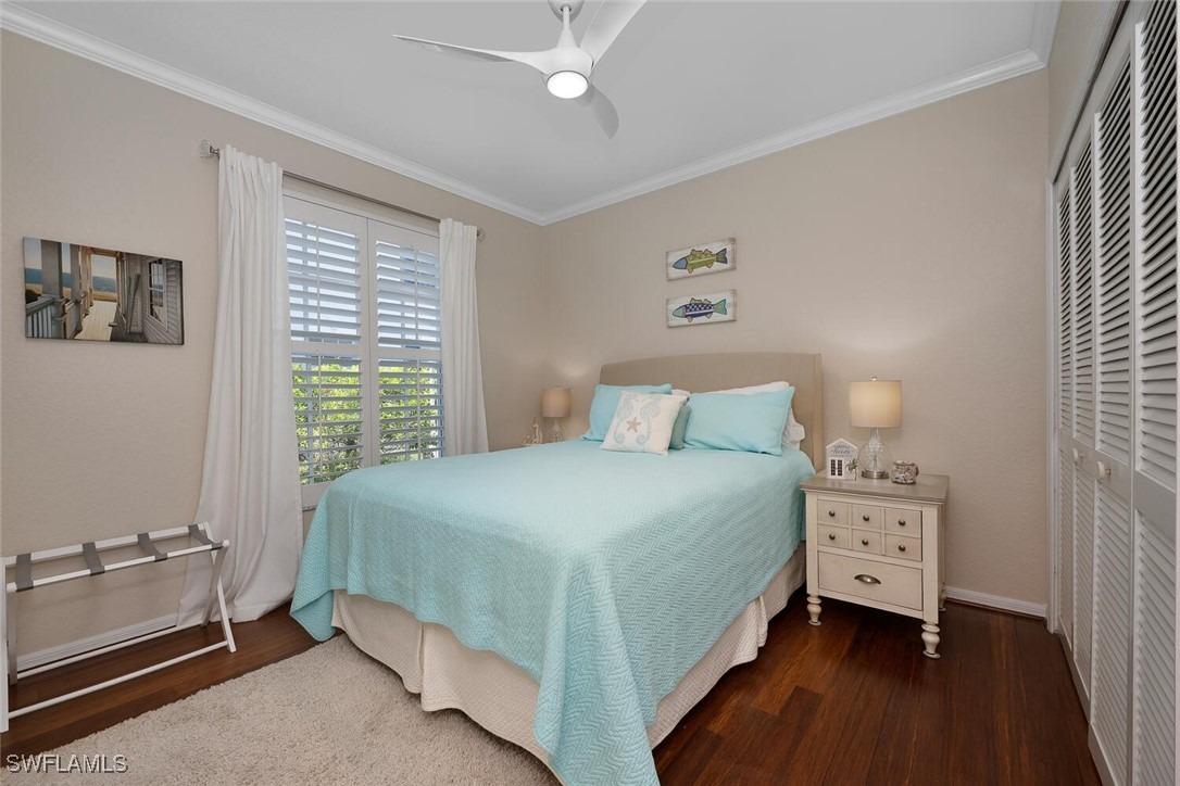 Barrington Cir, Naples, FL 34108