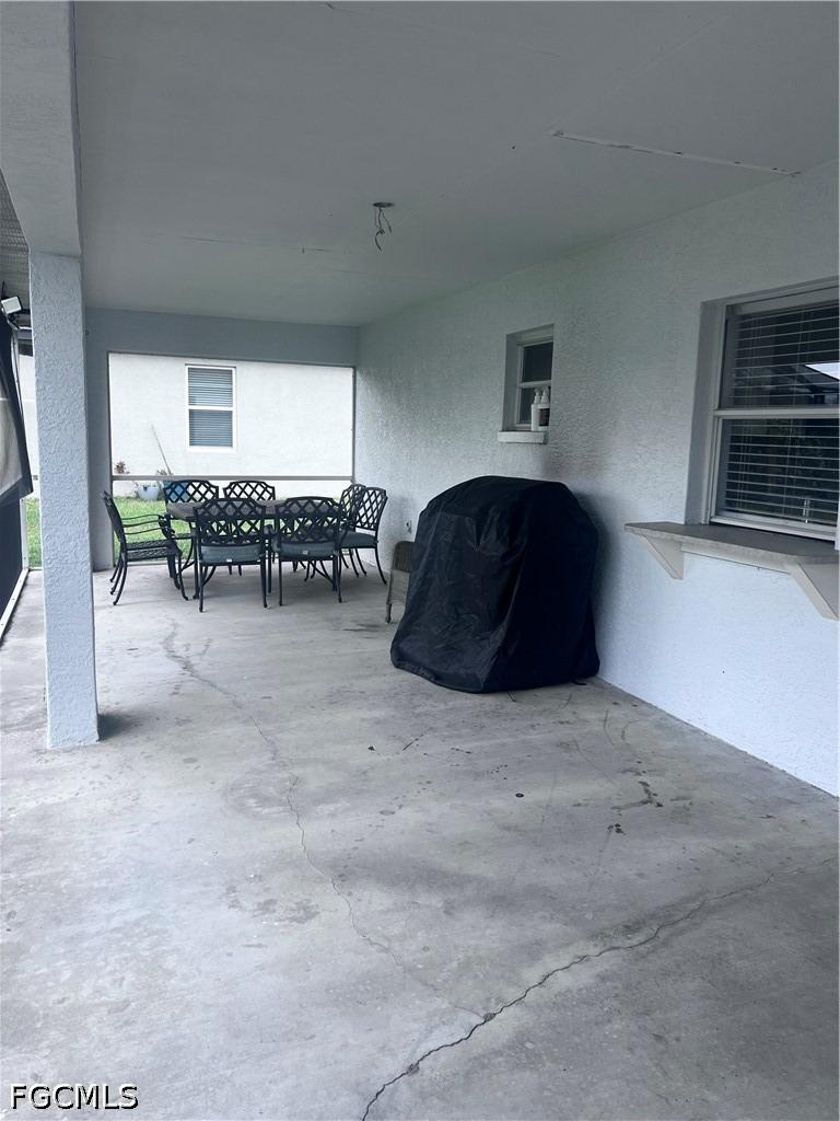 Sw 11th St, Cape Coral, FL 33991