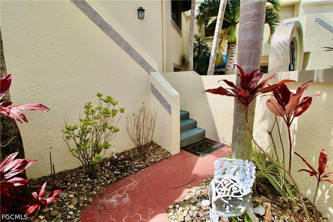 Halyards Ct, Fort Myers, FL 33919