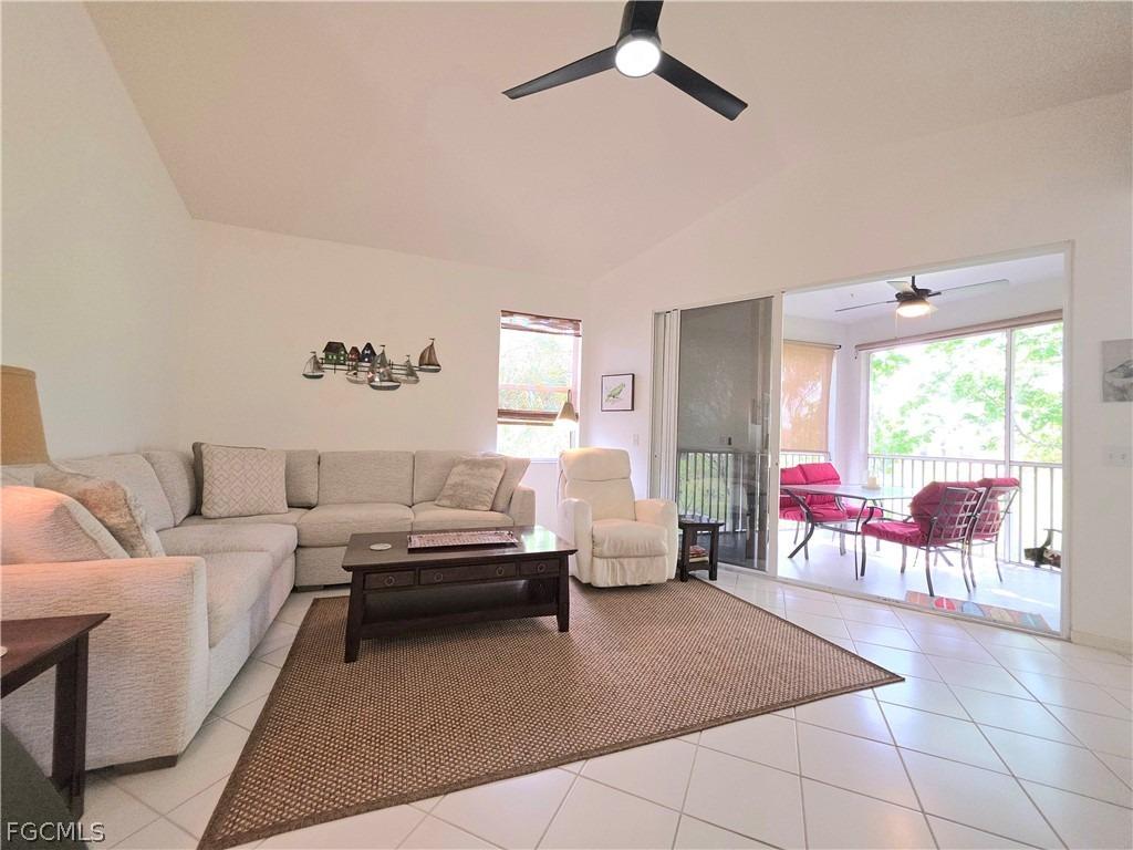 Summergate Cir, Fort Myers, FL 33913