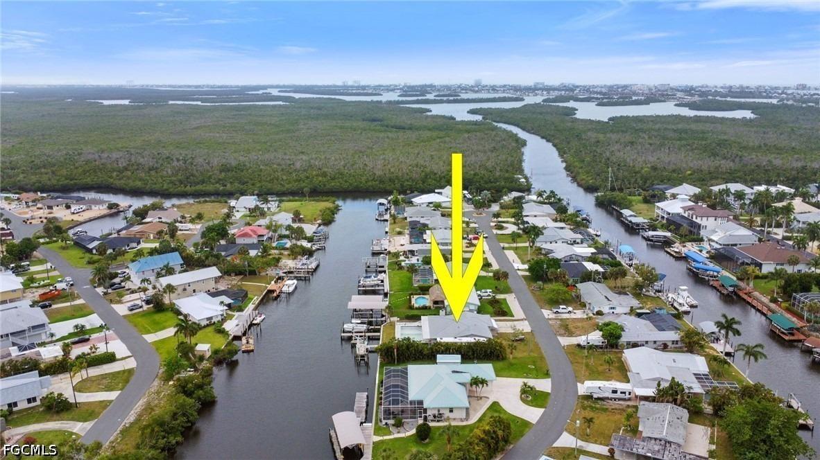 Broadway Ave, Fort Myers Beach, FL 33931