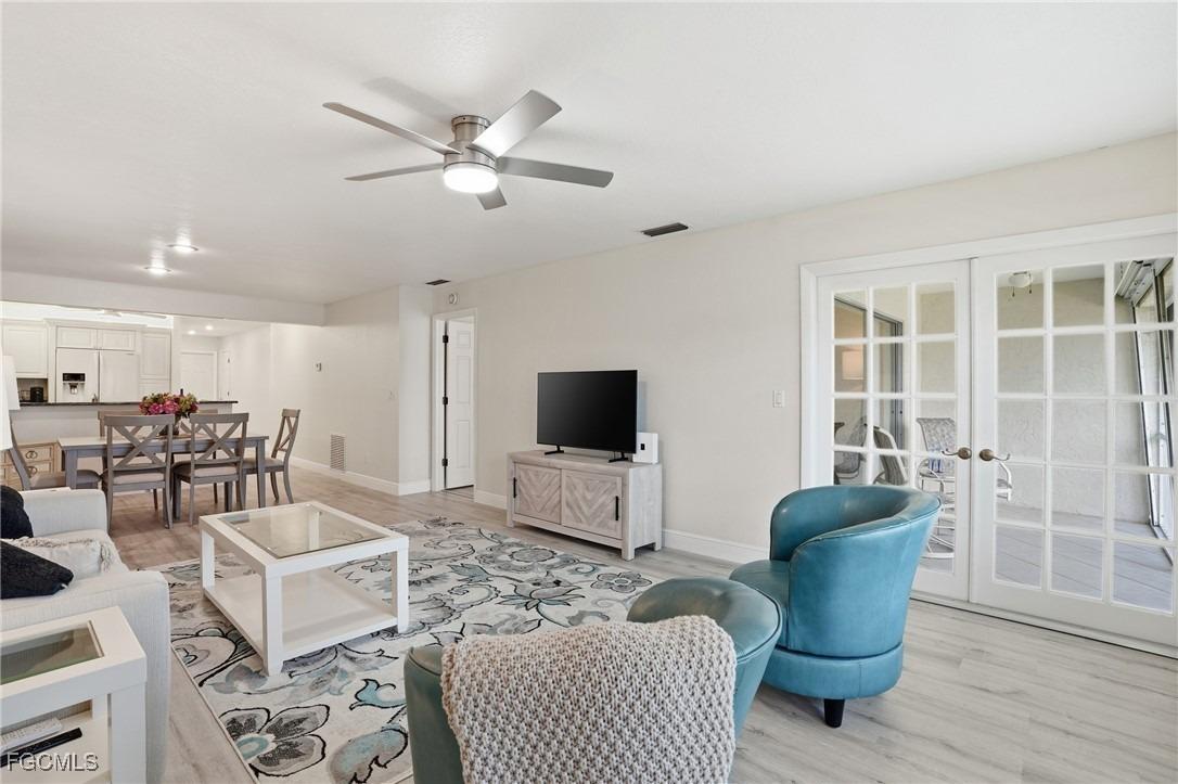 Se 19th Pl, Cape Coral, FL 33904