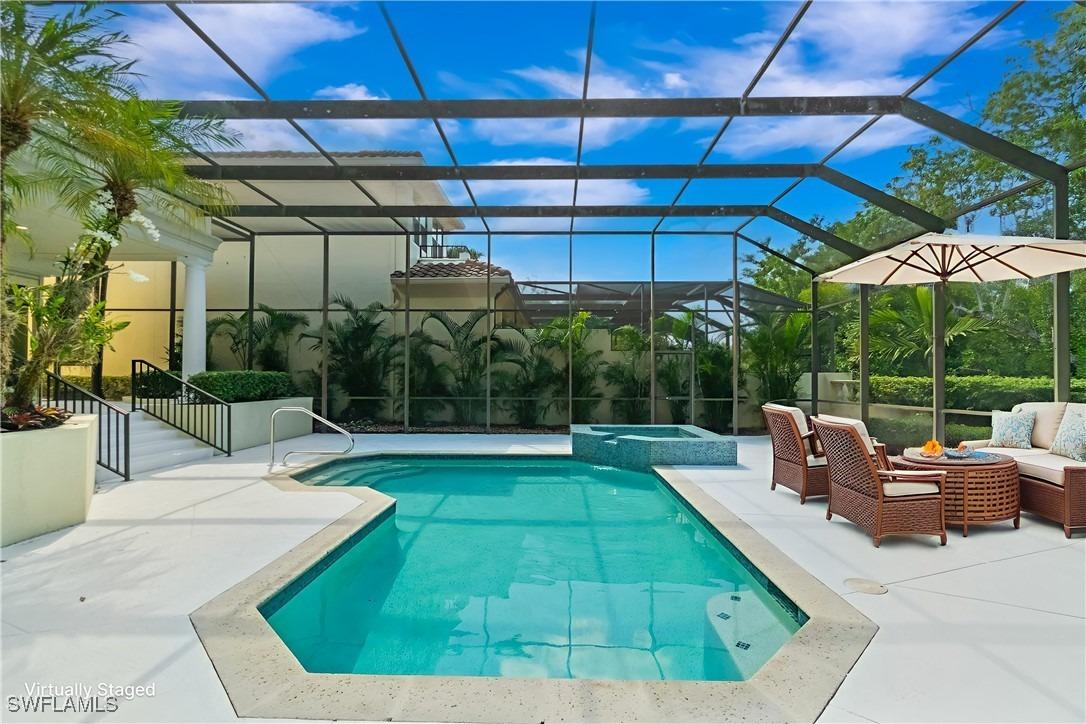 Via Vecchia, Naples, FL 34108