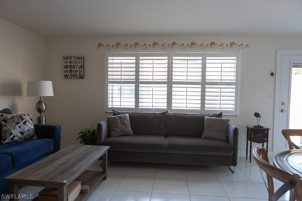 Broad Ave S, Naples, FL 34102