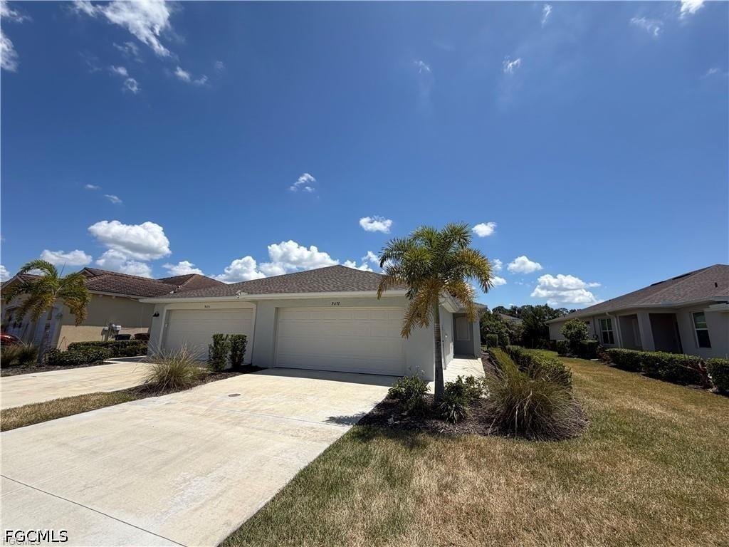 Leatherwood Loop, Lehigh Acres, FL 33936