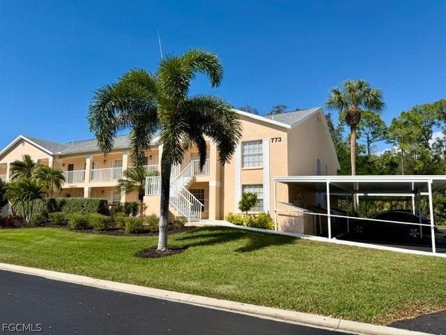 Wiggins Lake Dr, Naples, FL 34110