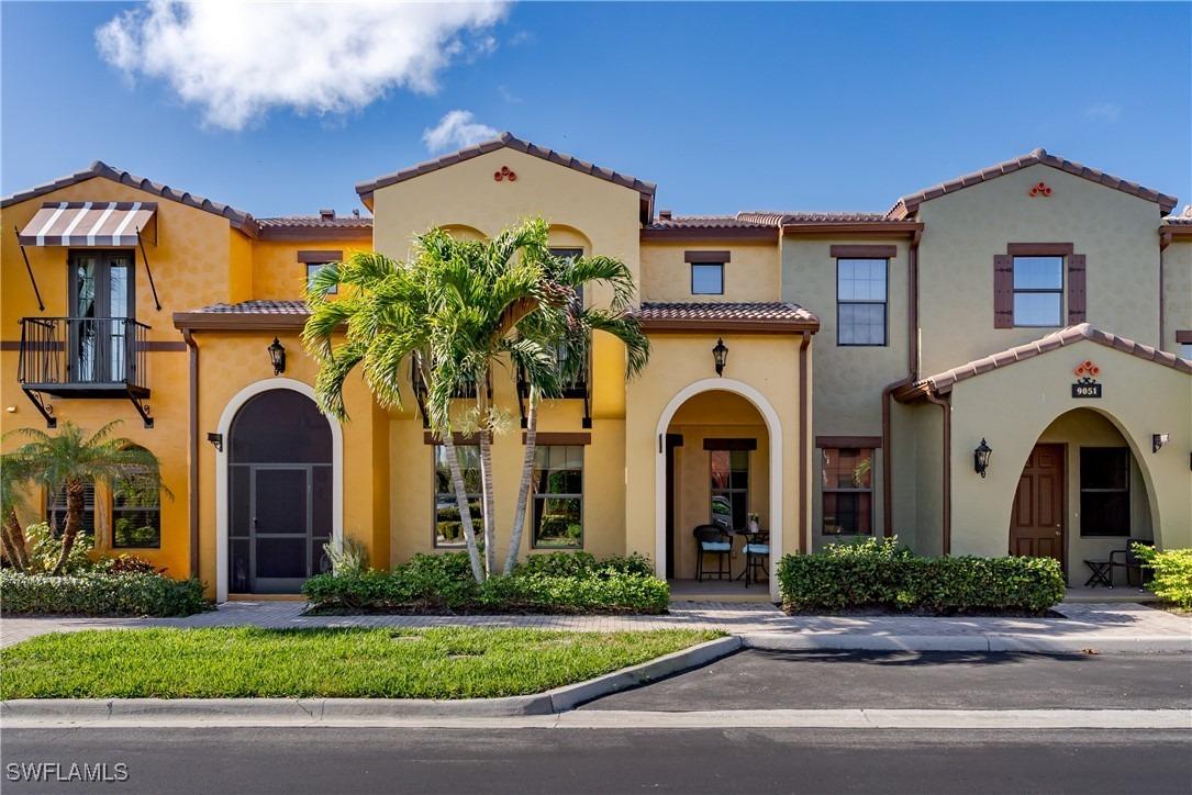Capistrano St N, Naples, FL 34113