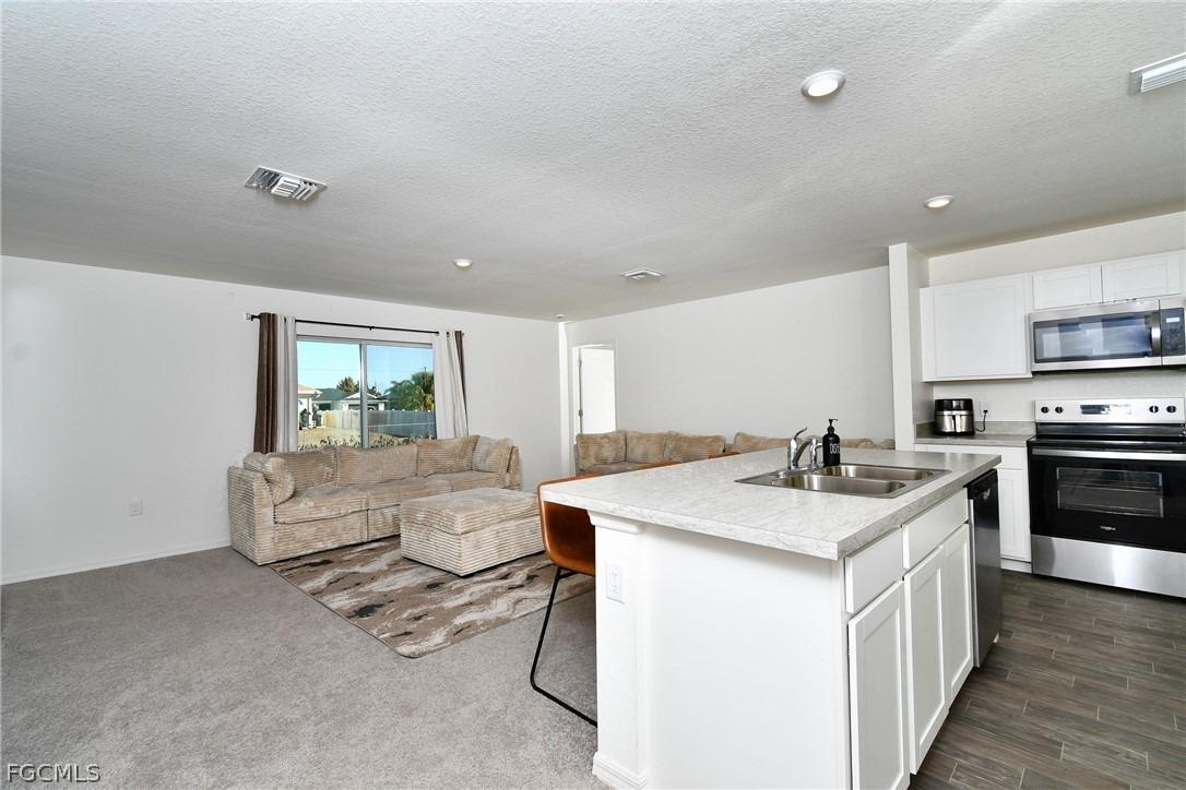 19th St Sw, Lehigh Acres, FL 33976