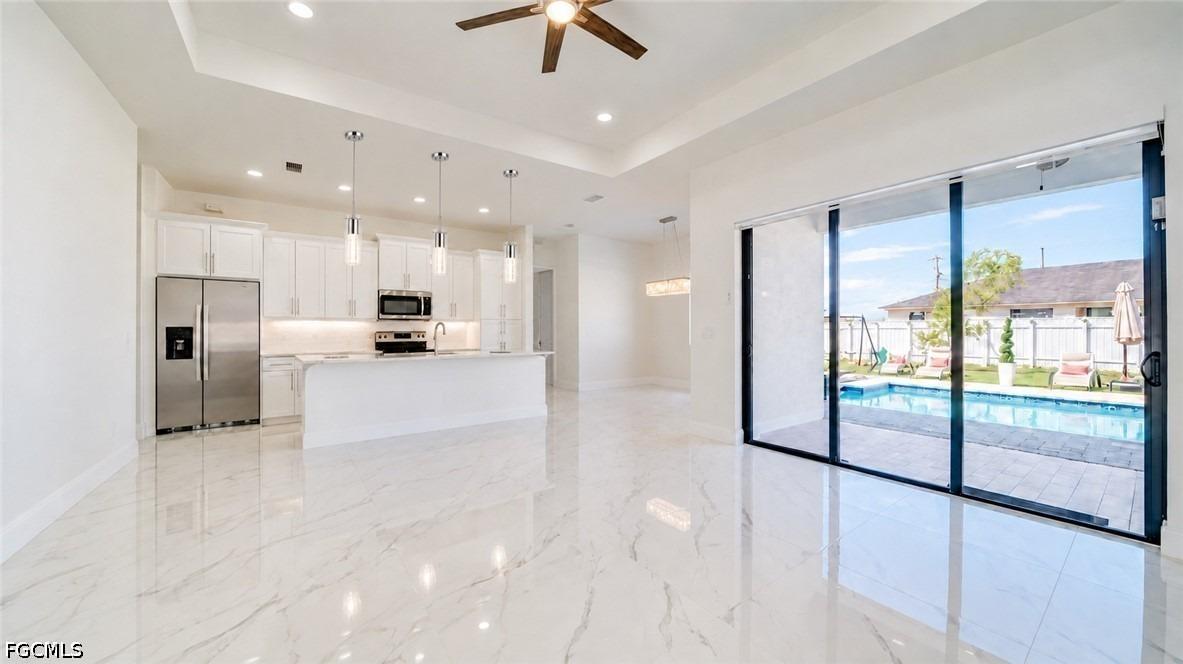 Sw 1st St, Cape Coral, FL 33991