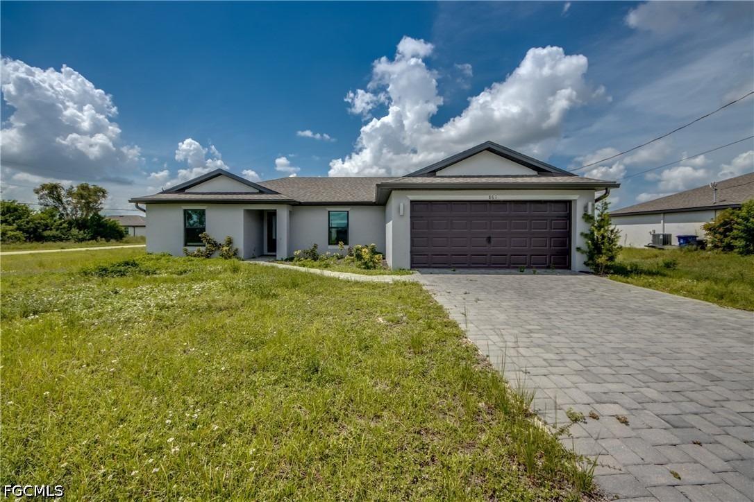 Winwood Cir, Fort Myers, FL 33913