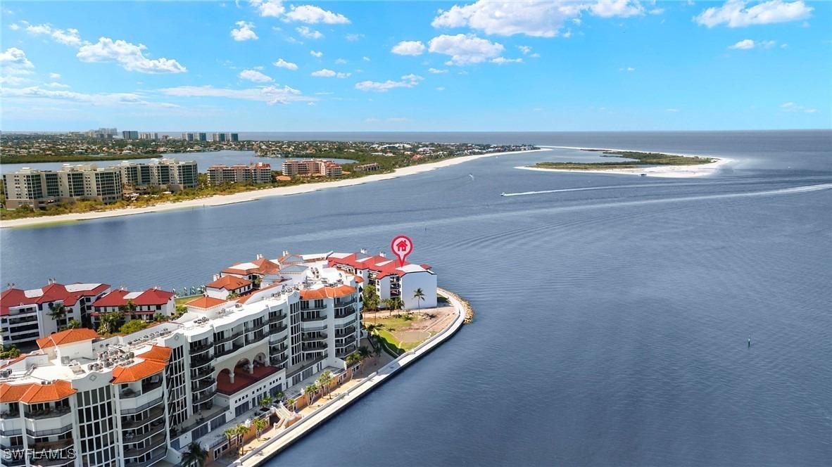 La Peninsula Blvd, Naples, FL 34113