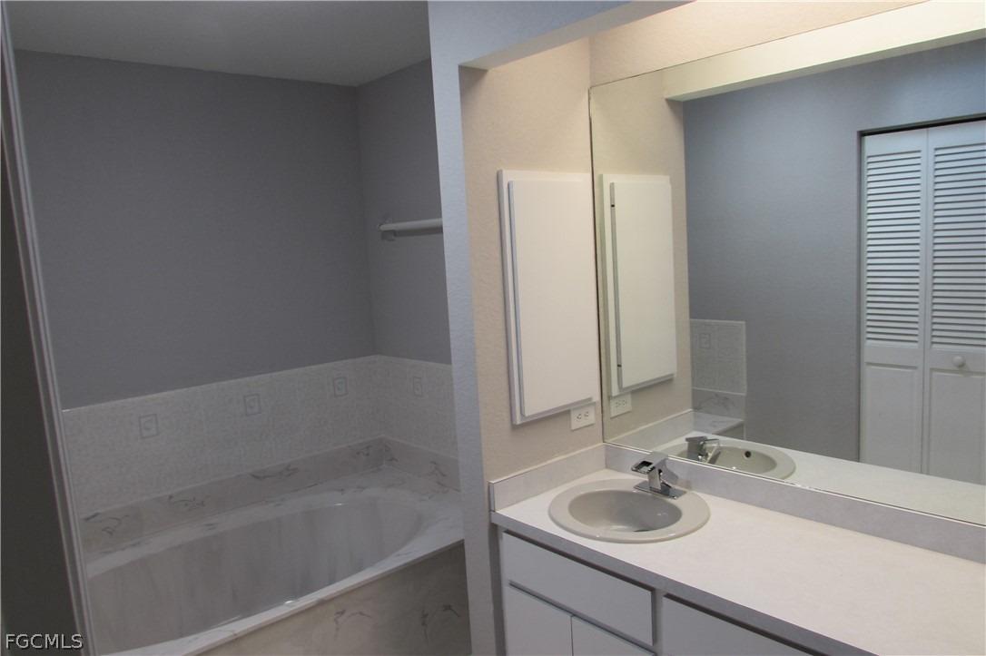Avillas Ct, Punta Gorda, FL 33955