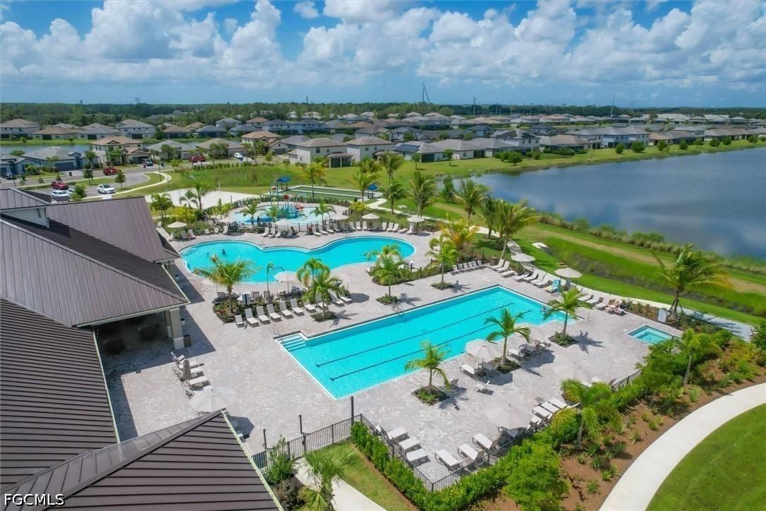 Pine Lodge Ln, Fort Myers, FL 33913