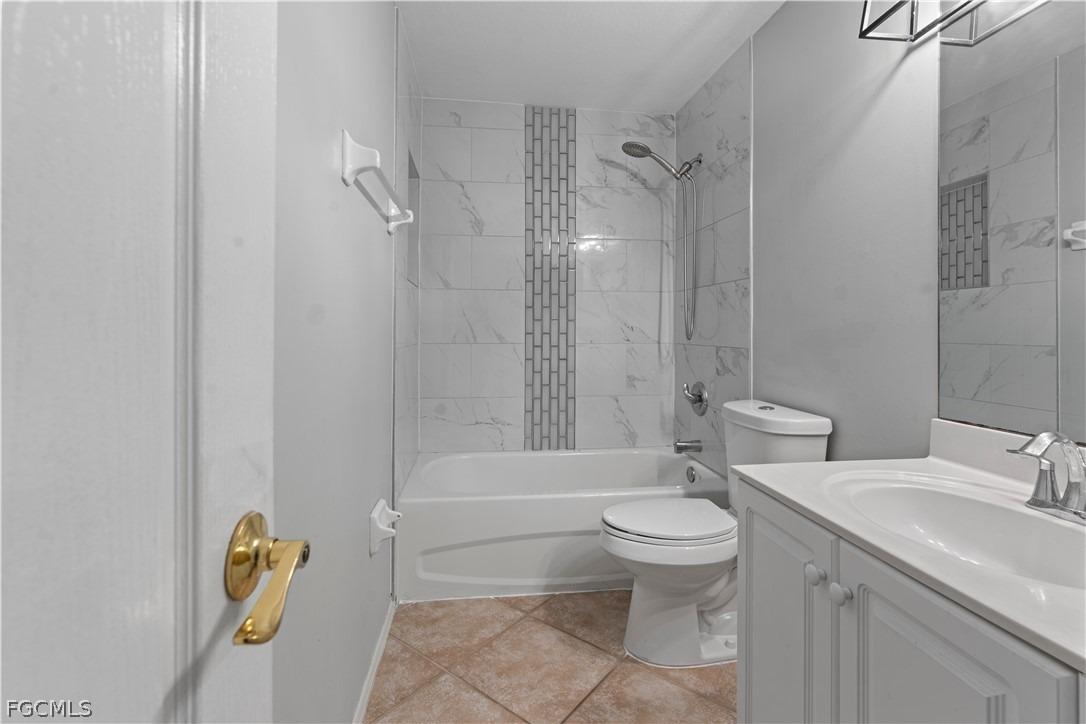 Ivy Brook Run, Fort Myers, FL 33913