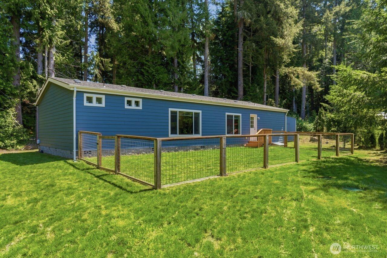 Scenic Dr Ne, Poulsbo, WA 98370