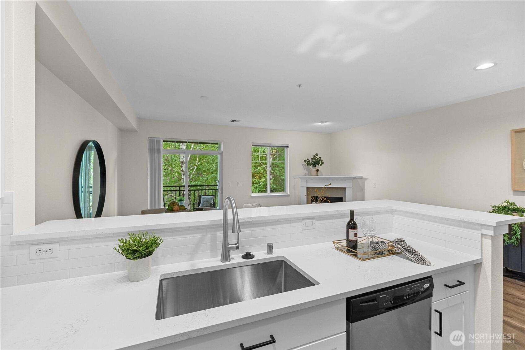Lakemont Blvd Se, Bellevue, WA 98006