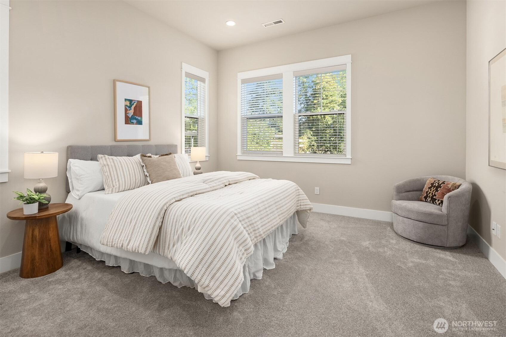Ne Winslow Grove Ct, Bainbridge Island, WA 98110