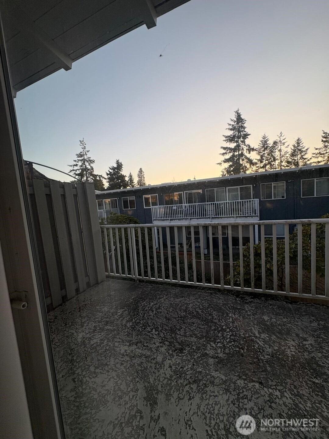 122nd Pl Se, Bellevue, WA 98006