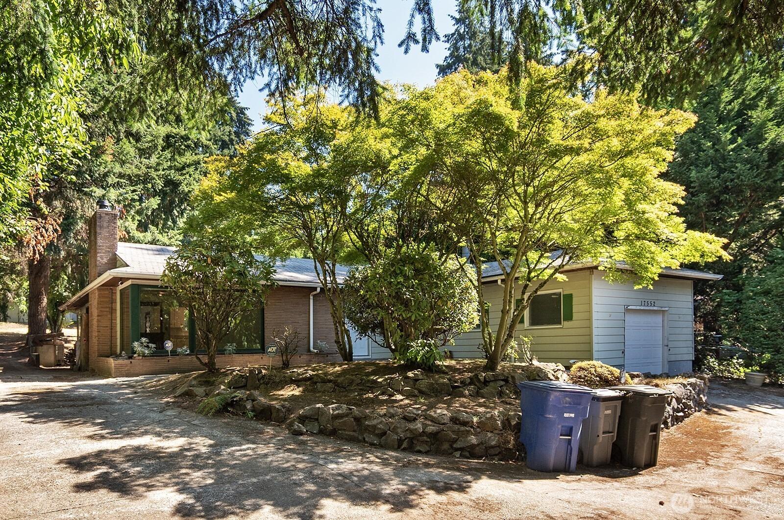 Ballinger Way Ne, Lake Forest Park, WA 98155